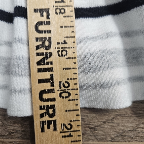 Banana Republic Knit Sweater Peplum Tank Top XS White Black Stripe - Picture 8 of 12